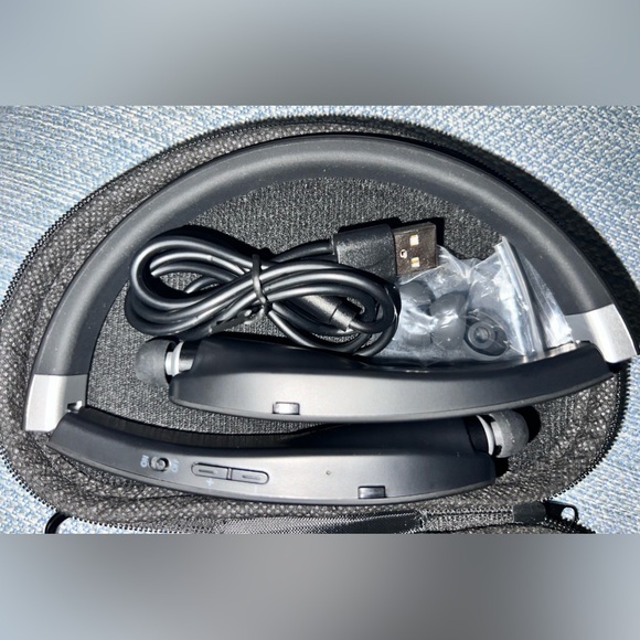 SX-991 Bluetooth Wireless Stereo Neckband Earbuds, Foldable Neck Hanging Type. - Picture 2 of 9